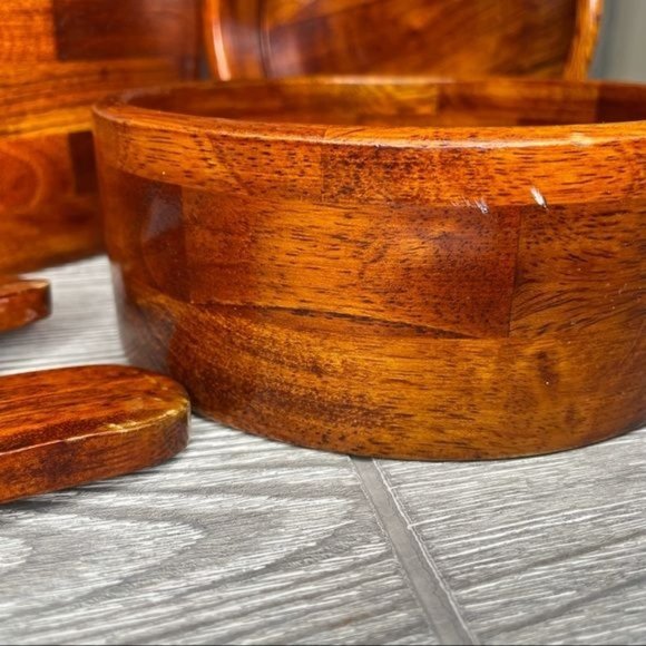 Vintage wooden glossed large salad bowl and 4 serving bowl with fork and spoon - Picture 4 of 8
